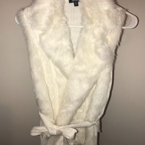 Hire fur vest with bow